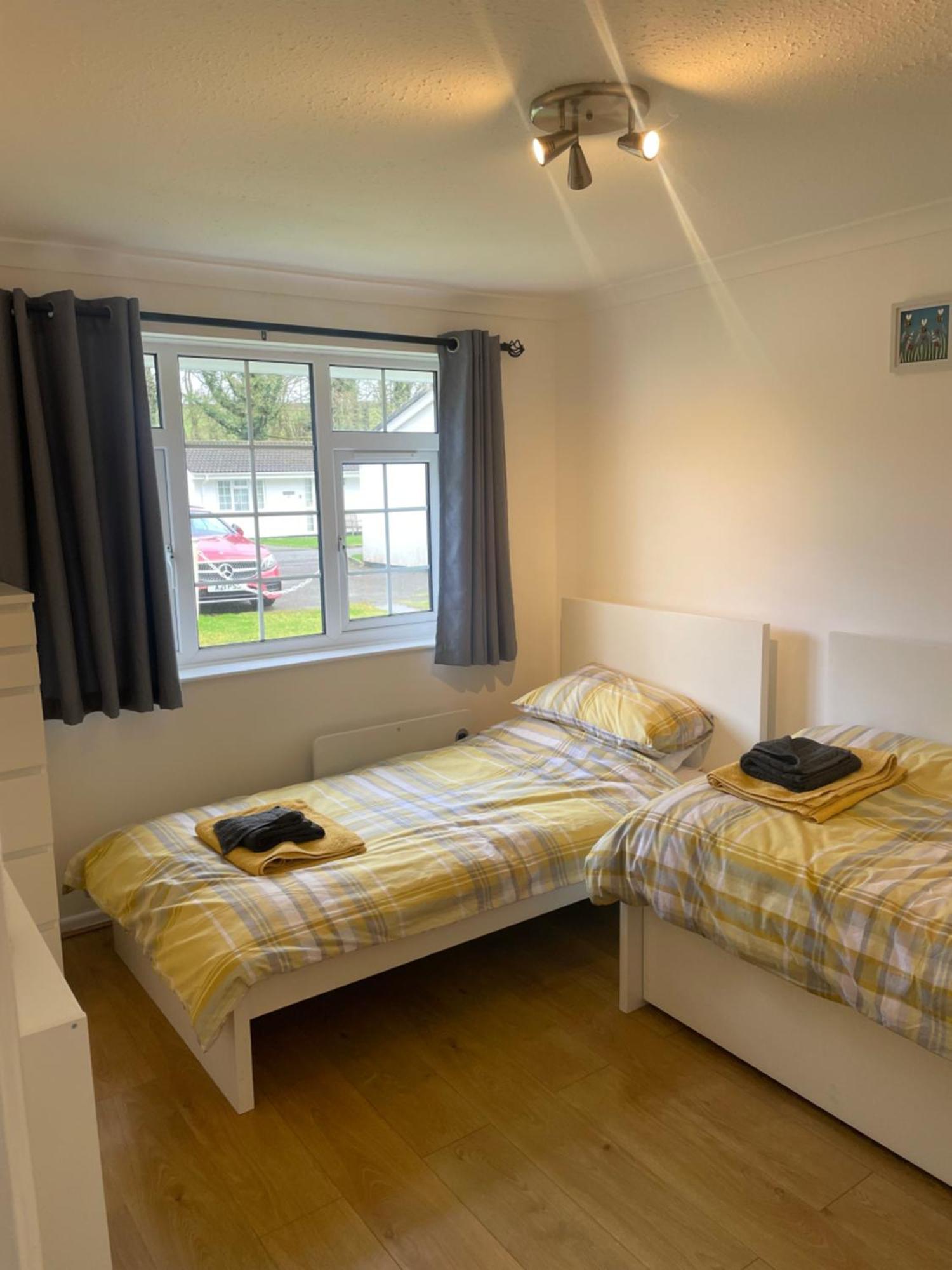 Bumblebee Lodge Saint Cleer Εξωτερικό φωτογραφία